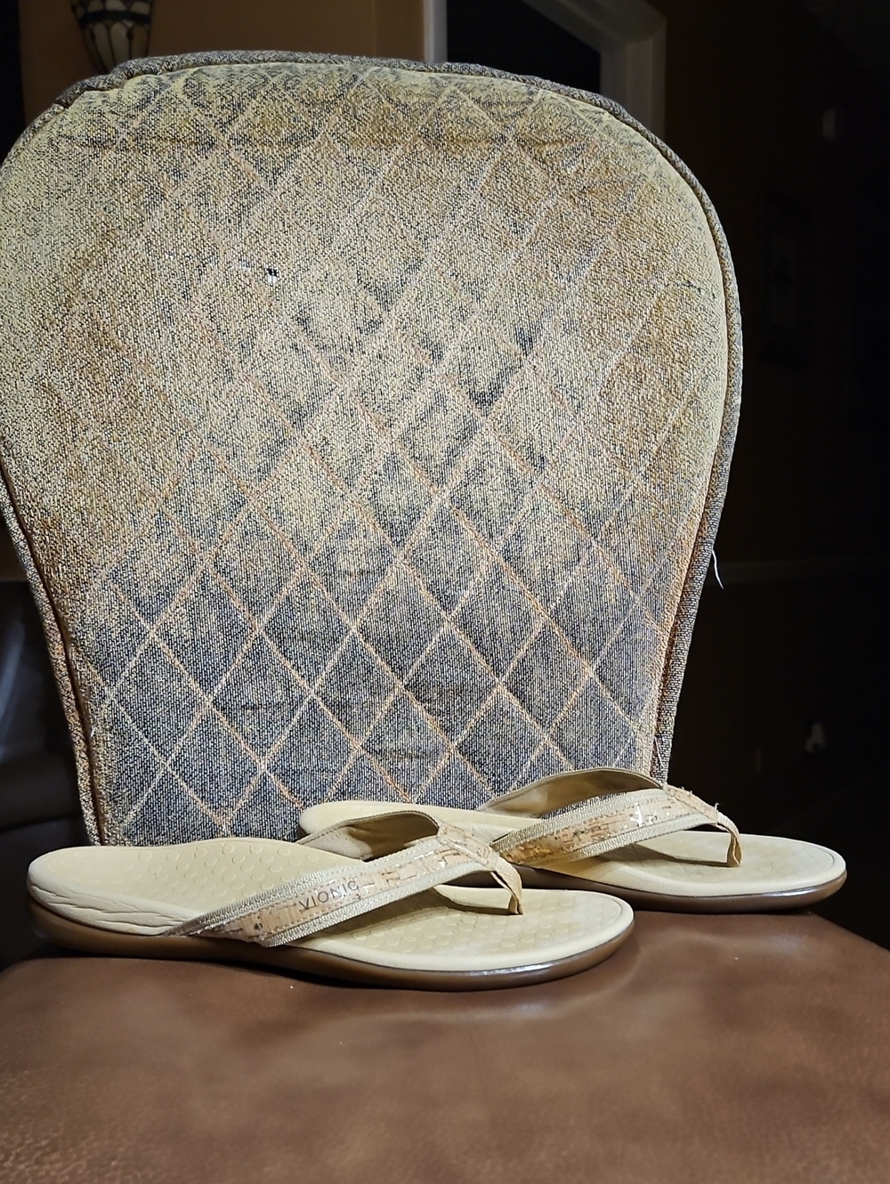 Vionic Tide II Toe Post Slip On Thong Flip Flops Sandals Shoes Arch Support Tan